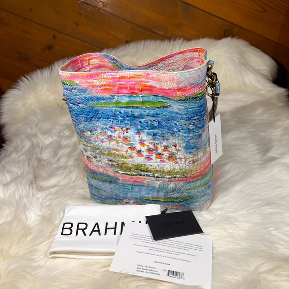 Brahmin Celina Staycation Melbourne Bucket Shoulder Bag NWT - Picture 2 of 11